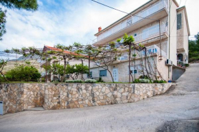 Apartments Roza